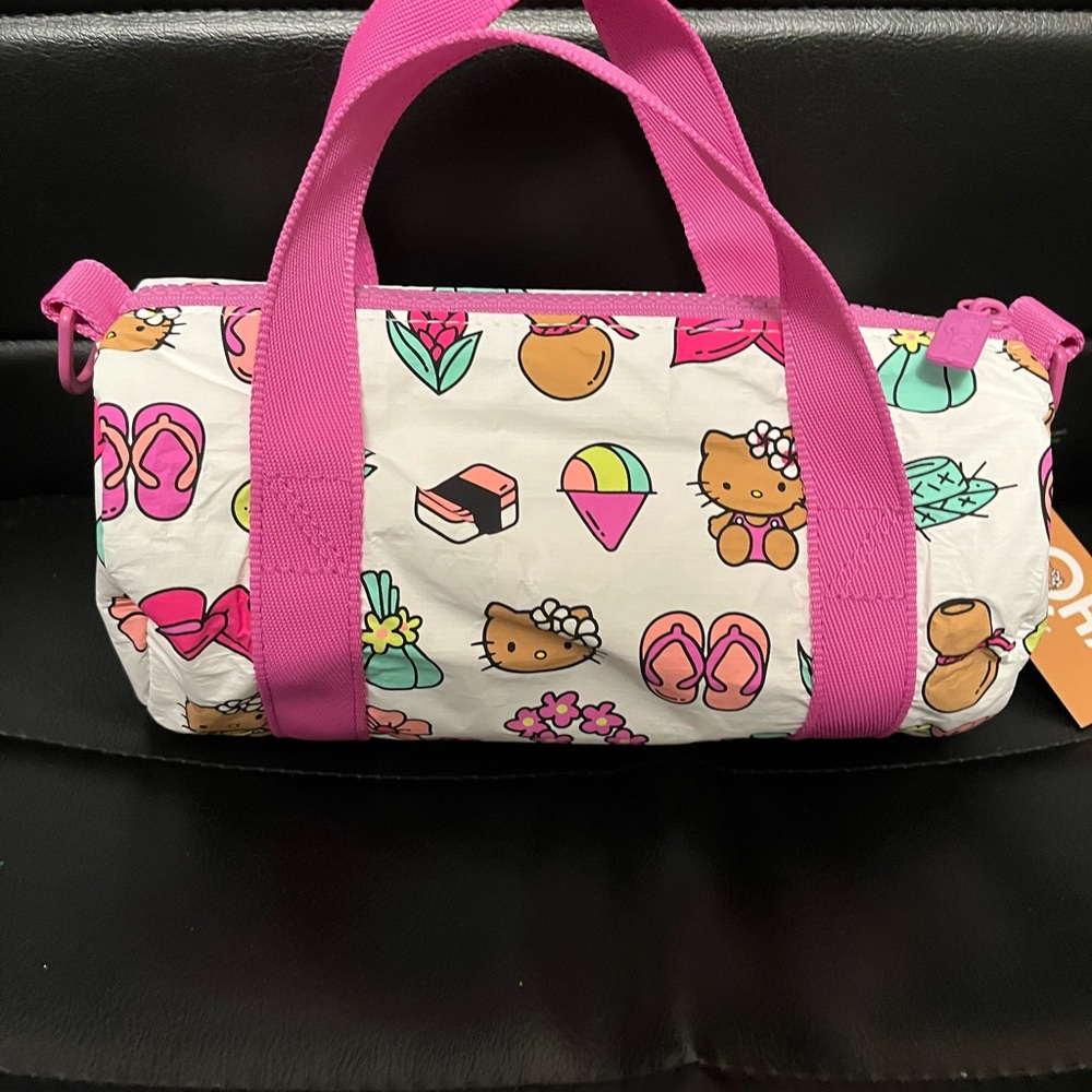 ALOHA Collection x Hello Kitty Mini Duffle - Picture 4 of 4